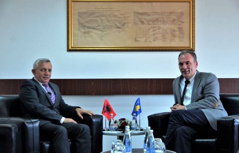 Limaj ve Minxhozi Görüştü