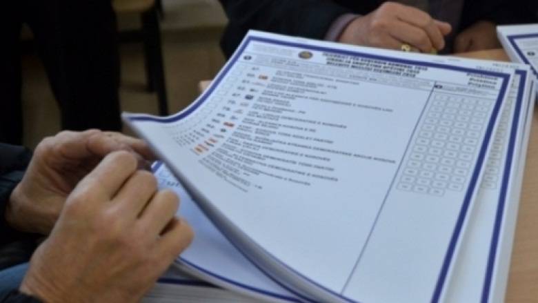 Sırp Listesi Milletvekilleri Meclise Döndü