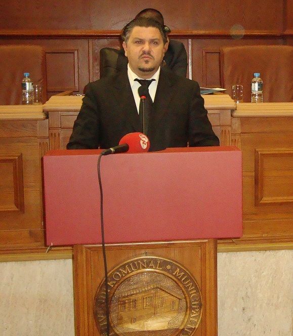 Hak Aramak Kabahat ise Kabahatlıyız