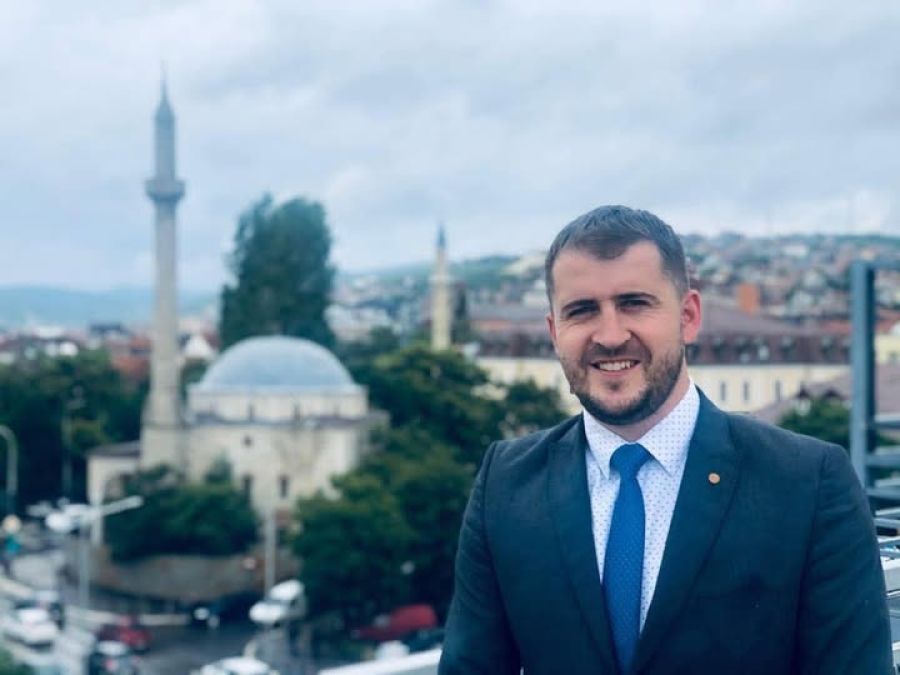  "Kurti Sen Geçicisin, İslam İnsanların Kalplerinde Kök Salmaya Devam Edecek"