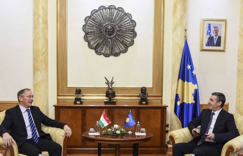 Veseli ve Macaristan Büyükelçisi Sermaye Projeleri Görüştü