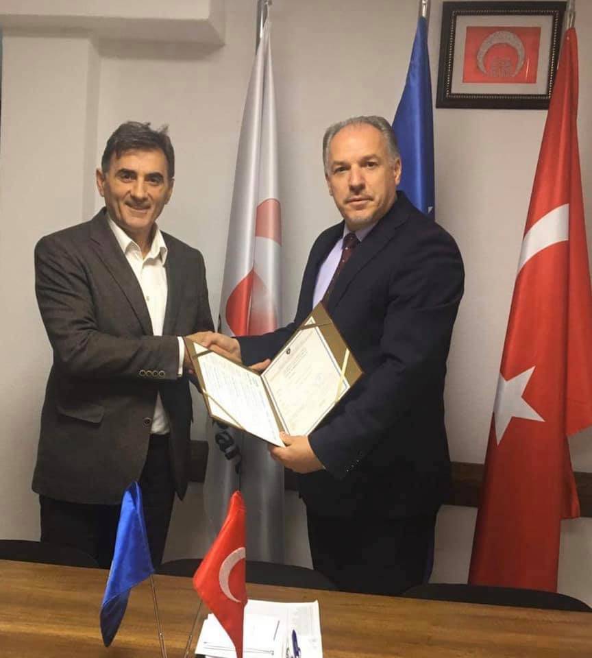 Mahir Yağcılar Fikrim Damka’ya Kayıt ve Evrakları Teslim Etti