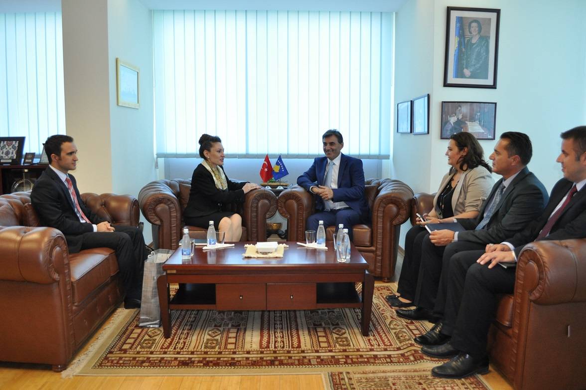 Bakan Yağcılar Büyükelçi Kılıç'ı Kabul Etti