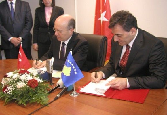 Kosova İle Türkiye Arasında İki Anlaşma İmzalandı