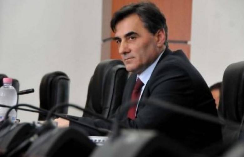 Yeni Yasa Hükümet Yetkililerinin Maaş Artışı Kararını Reddedecek
