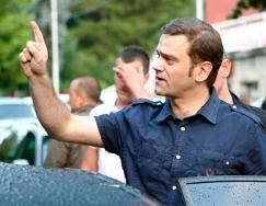 Stefanoviç, Sırp Temsilcileriyle Görüştü