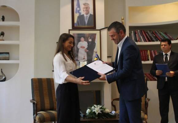 Majlinda Kelmendi'ye Devlet Ödülü