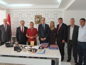 Türkiye ile Sadece Dostluk Değil Kardeşlik İlişkilerimiz de Var