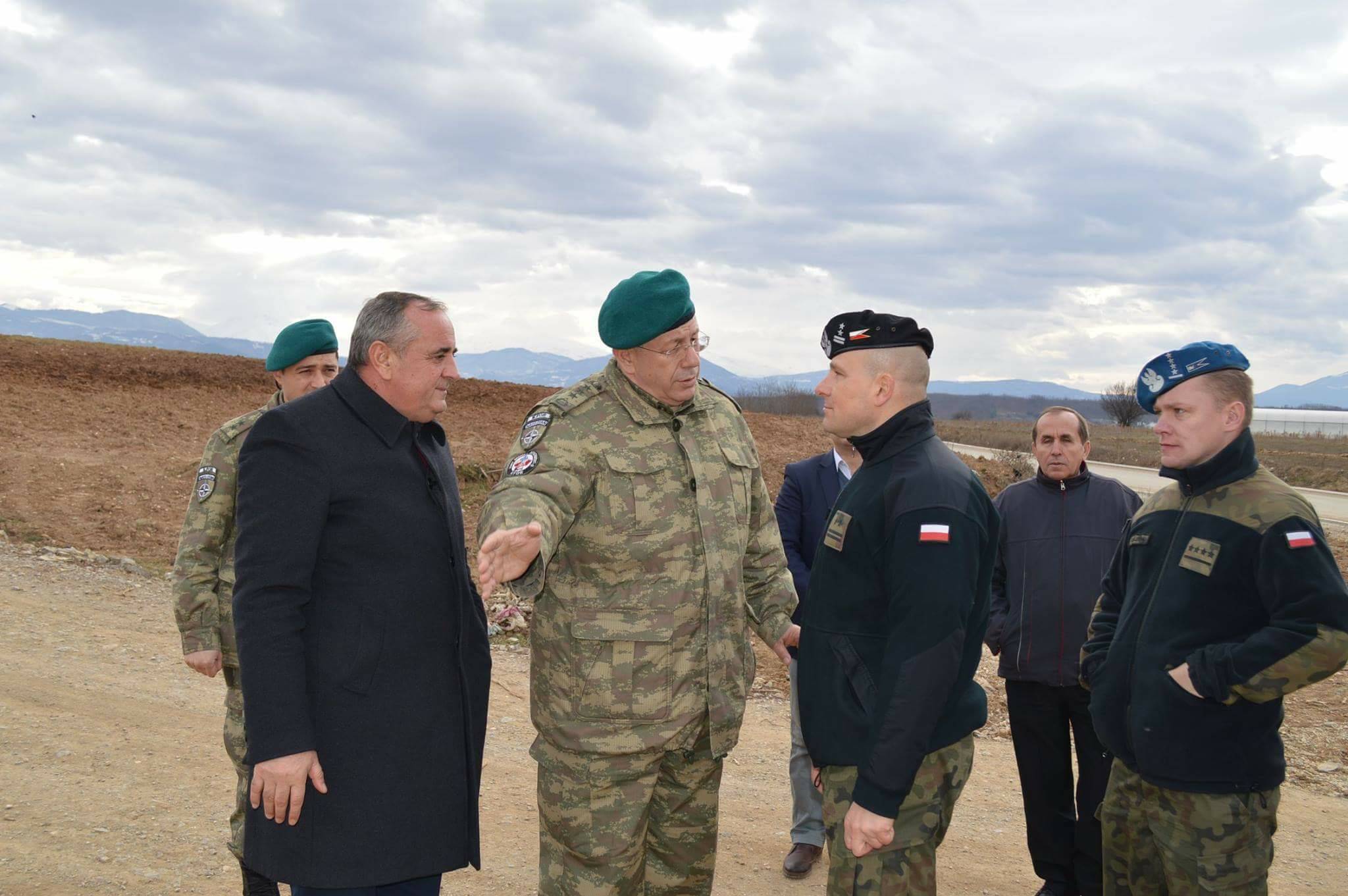 Albay Tavazar ve NATO Heyeti Mamuşa'yı Ziyaret Etti