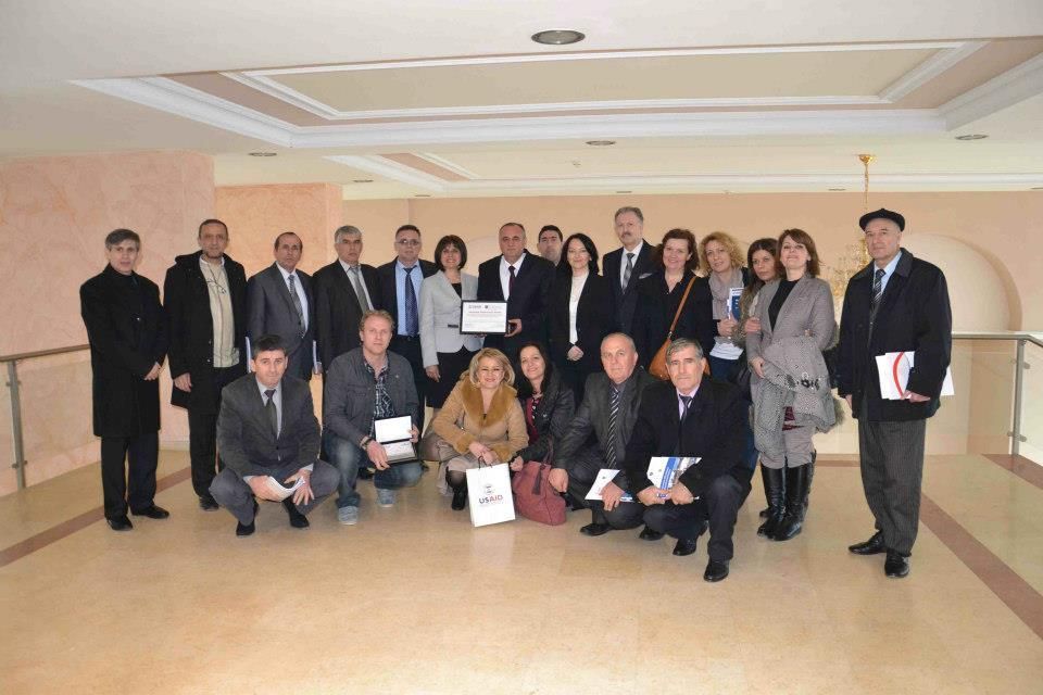 Mamuşa, Kamu ve Acil Hizmetlerde Birinci