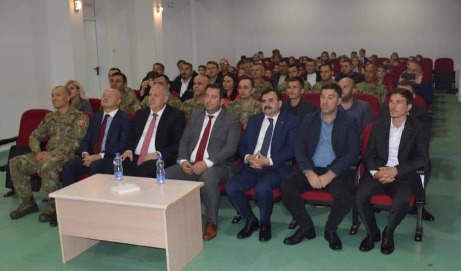 Mamuşa’da 53 Öğrenciye Tablet, Kırtasiye ve Çanta Verildi