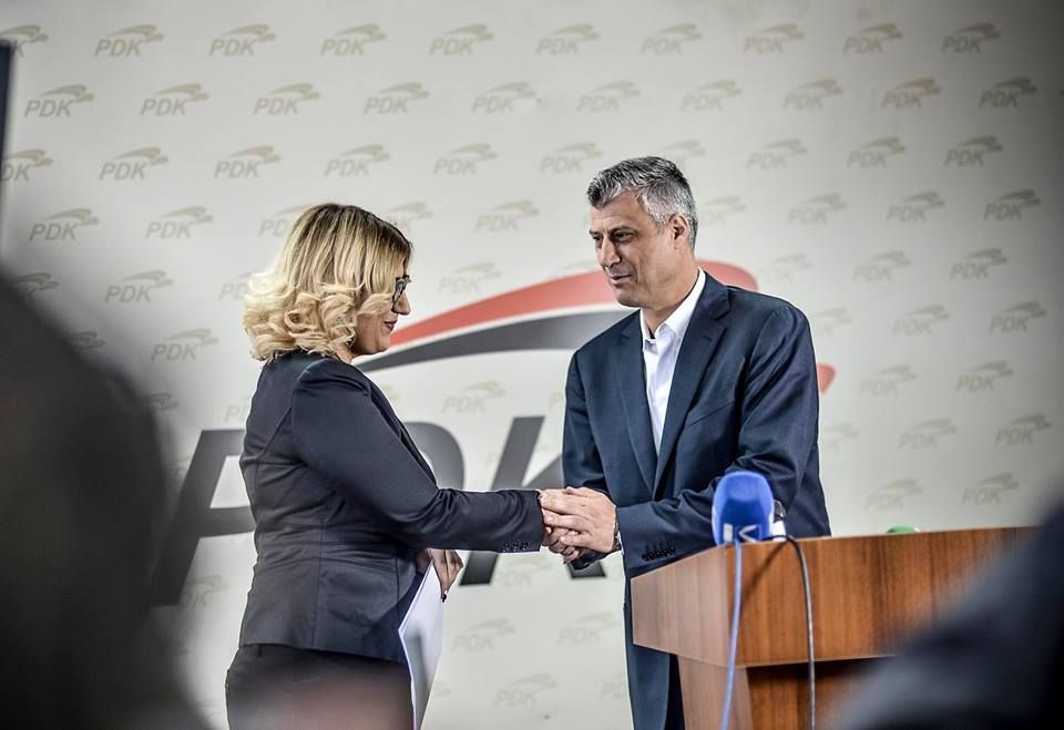 Kosova Sot Başyazarı Margarita Kadriu PDK'ya Katıldı