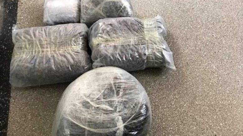 Gilan ve Yakova’da 19 kg Uyuşturucu Ele Geçirildi, 3 Kişi Gözaltında