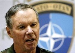 Amiral Mark Fitzgerald  Kosova'ya Geliyor