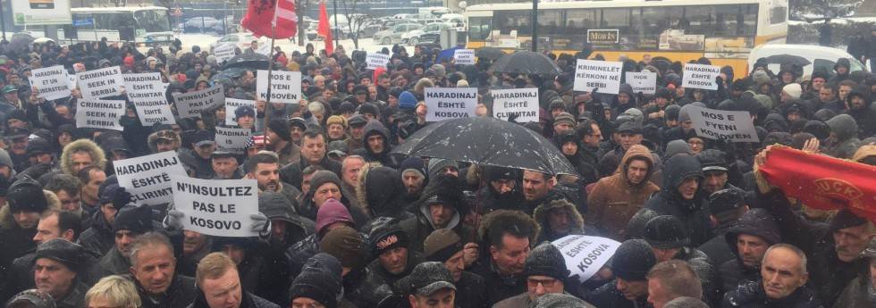 Haradinaj'a  Destek İçin Protesto Yürüyüşü Başladı