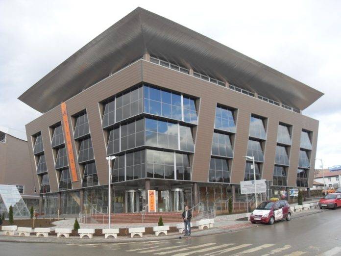 Kosova'da Türk Okulları Kapatılmayacak