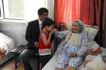 Kızılay Kosovalı Kalp Hastasını Tedavi Ettirdi