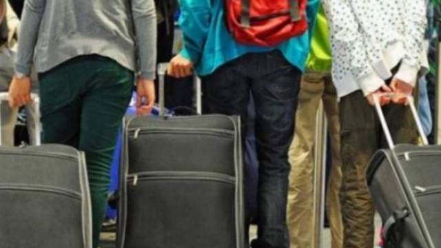 Beş Binin Üzerinde Öğrenci Kosova'dan Göç Etti