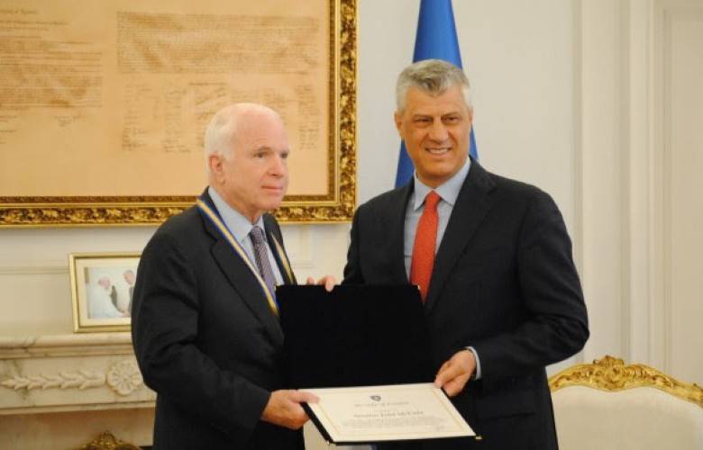 McCain'e Özgürlük' Nişanı