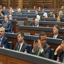 Muhalefet Taviz Vermiyor