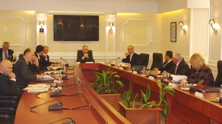 Meclis,  Sırp Seçimleri Konusunda Kosova Anayasası'na Saygı Gösterilmesini Talep Ediyor