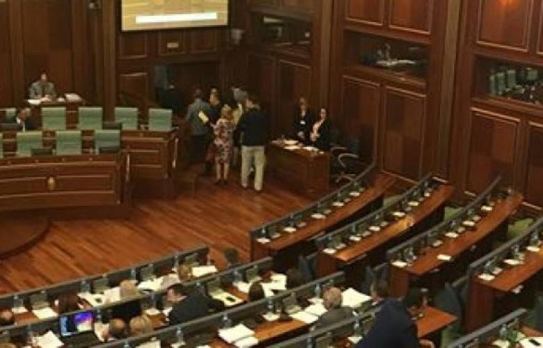 LDK ve Vetëvendosje’nin Boykot Ettiği Meclis Oturumu Başladı