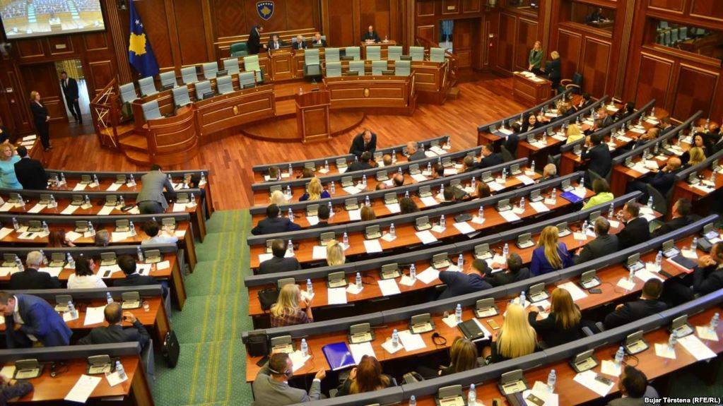 Milletvekillerinden Dış Seyahatlere Çıkmamaları Talep Ediliyor