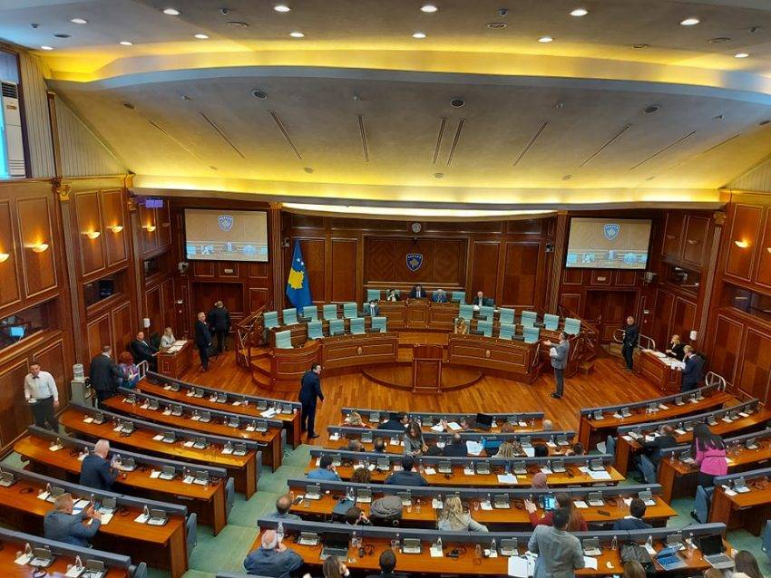 Enerji Durumunun Soruşturulması Komisyonu Onanmadı-PDK Salonu Terk Etti