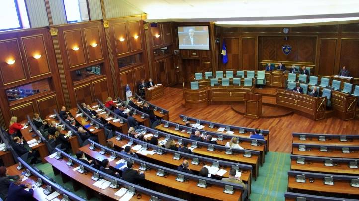 Veseli, Milletvekillerini Sorumsuzluk Nedeniyle Eleştirdi