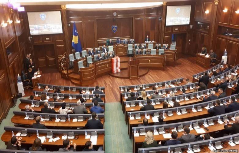 Muhalefet, Fetö Bağlantılı Kişilerin Tutuklanmasını Meclise Taşımayı Hedefliyor