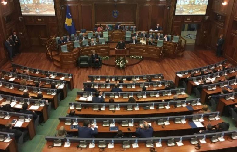 Oturum Perşembe Gününe Ertlendi