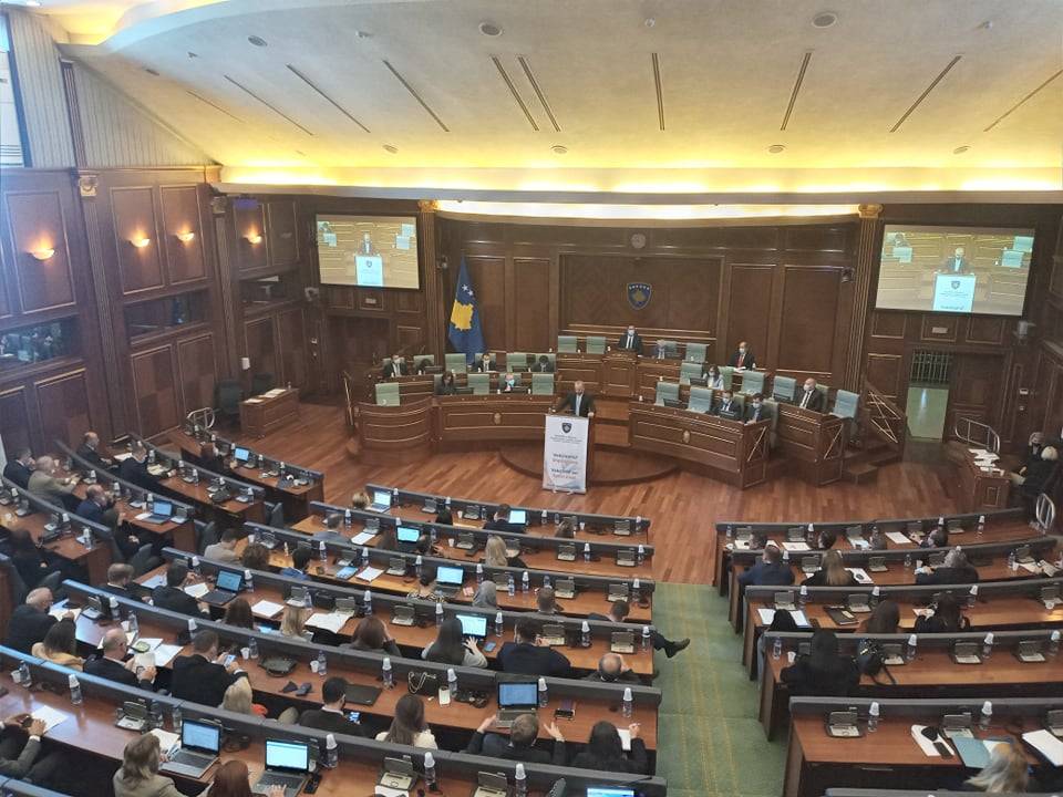 Araç Plakaları Anlaşmasını Vetvendosje Desteklerken, PDK Karşı