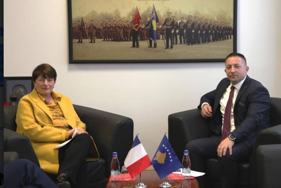 Kosova ve Fransa Arasında İşbirliğinin Derinleşmesi Görüşüldü