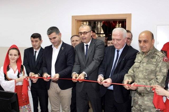 Mehmetçik'ten Kosova'da Eğitim Projesi