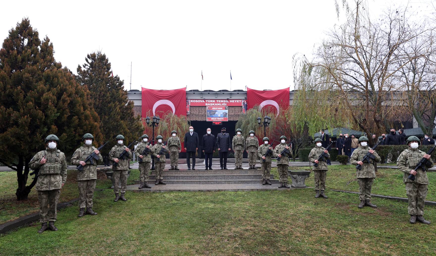 Hulusi Akar Prizren’de İncelemelerde Bulundu