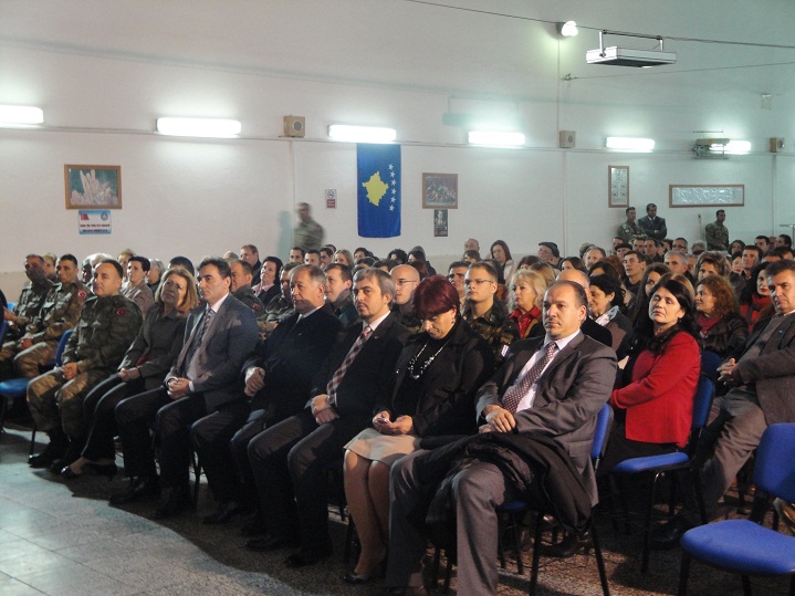 Mehmetçik Kosovalı Öğretmenleri Unutmadı