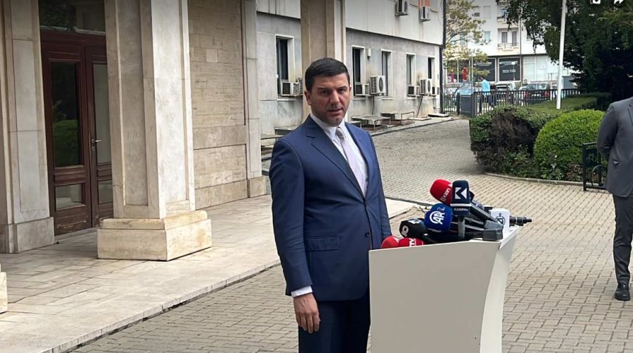 Sorun Hukuki Değil, Siyasi