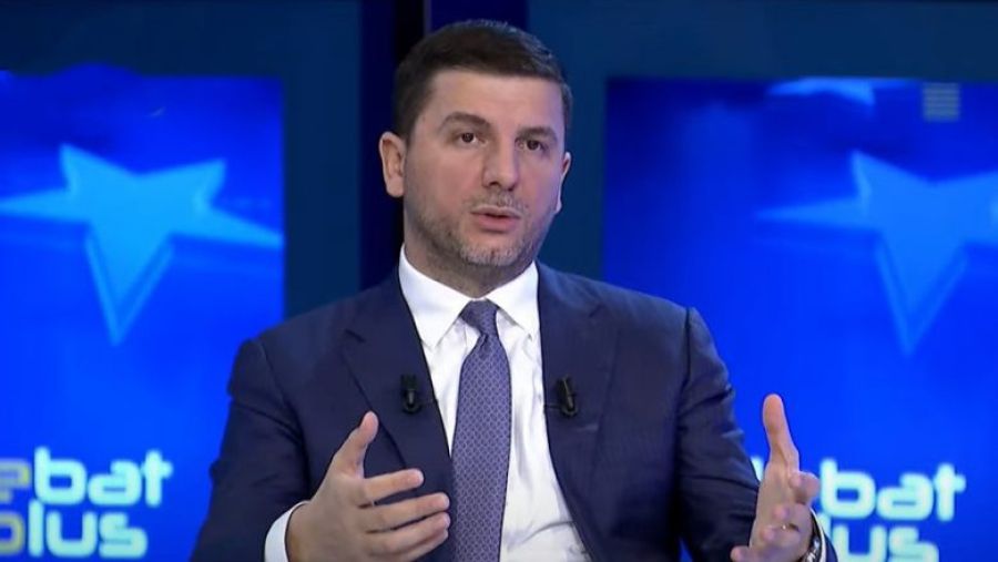 Vetëvendosje ile Koalisyona Girmemekte Kararlı