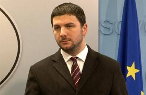 Krasniqi, Meclis Oturumuna Katılmama Sebebini Açıkladı