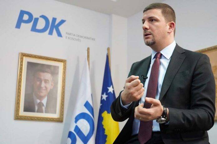 Memli Krasniqi, PDK Genel Başkanlığına Aday Olduğunu Açıkladı