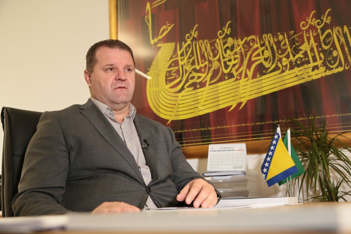 Karadža: Reisülulemayı başında bulunduğu yapıdan ayrı değerlendiremeyiz
