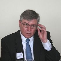 Menzies: Kuzeyde Yönetimin Uygulanması Gerekliydi
