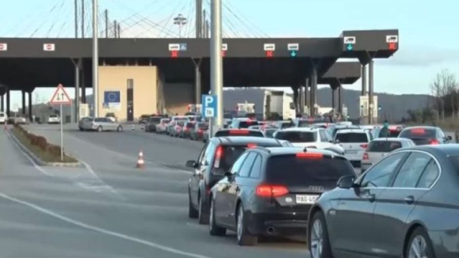Merdare Sınır Kapısında 2 Buçuk Saatlik Bekleme