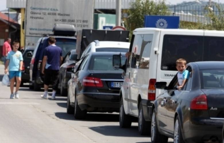 Merdare’de 5 Saatlik Bekleyişler Devam Ediyor