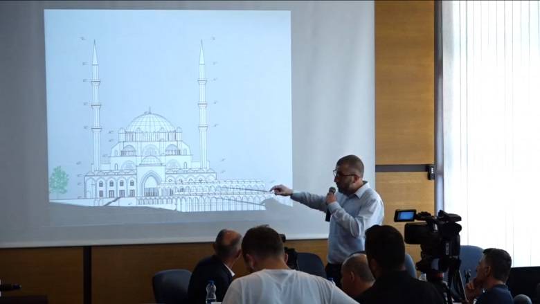 Merkez Cami,  Balkanlar'ın En Büyük Camisi Olacak