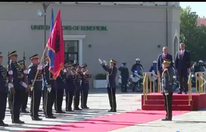 Meta Priştine’de Devlet Töreniyle Karşılandı