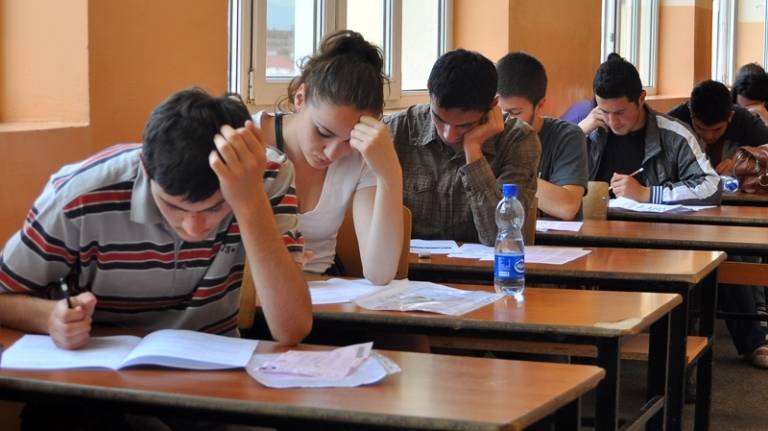 Ağustos Döneminde Mezuniyet Sınavında Başarı Oranı 60.9%