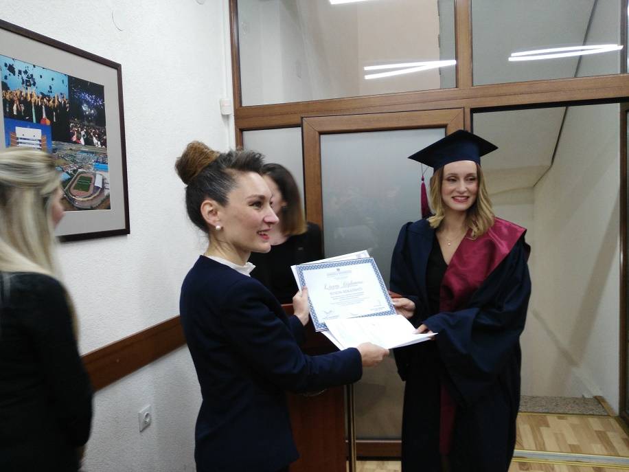 İlk Mezunlara Diplomaları Törenle Verildi