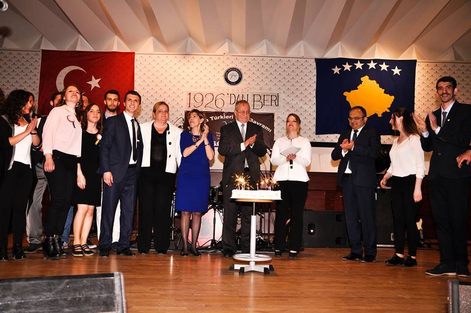 Kosova'dan Uzakta Milli Bayram Coşkusu
