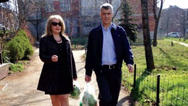 Bakanlar ve Milletvekilleri, Eşlerine İyi İş Temin Etme Gayretinde